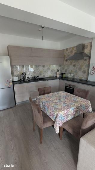 Apartament cu 2 camere în 22 Decembrie 1989