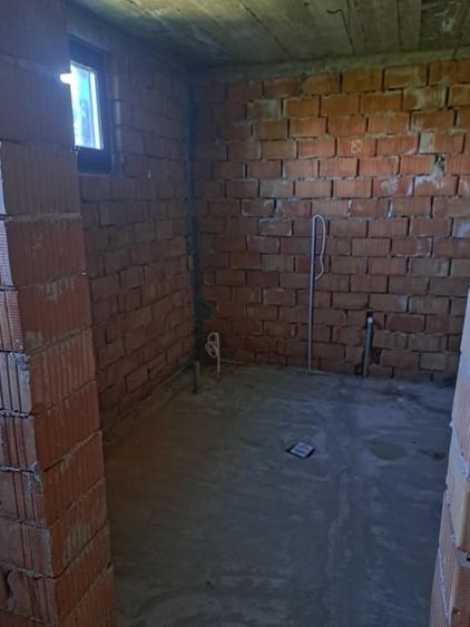 Duplex cu 6 camere cu Teren 659 Mp în Potoceni