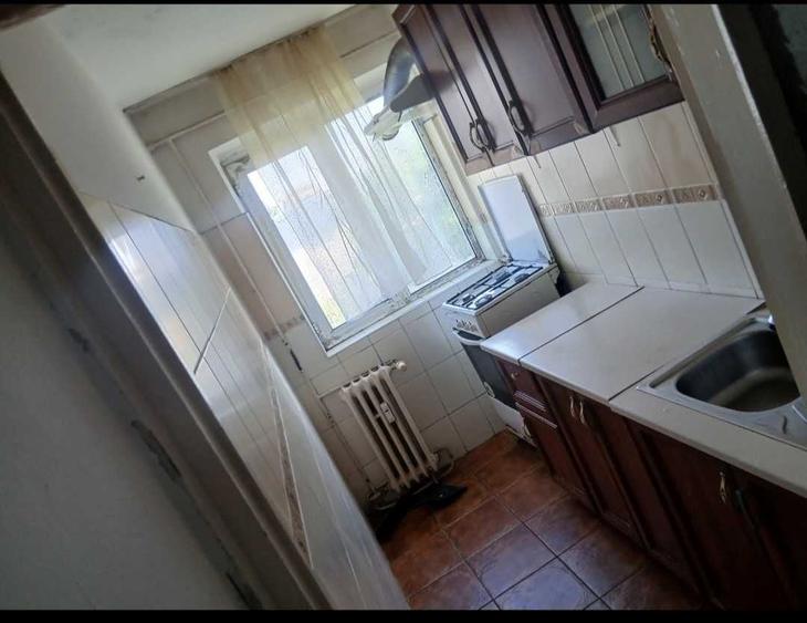 Apartament cu 2 camere semidecomandat în Malu Roșu