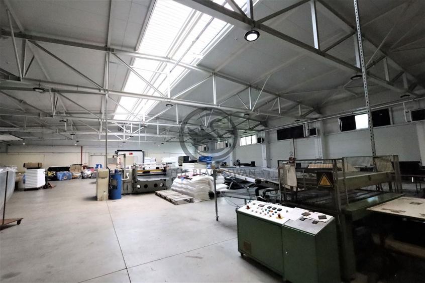 Spațiu industrial, de 945 mp, în Filipeștii de Pădure