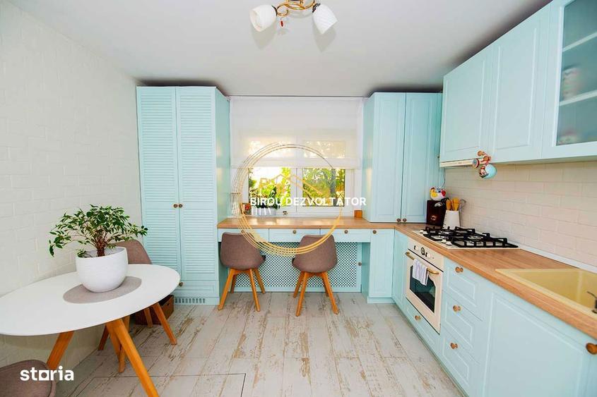 Apartament cu 3 camere decomandat în Titan