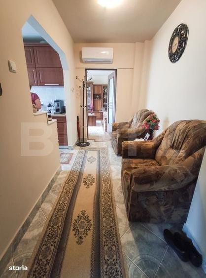 Apartament cu 2 camere decomandat în Micro 16
