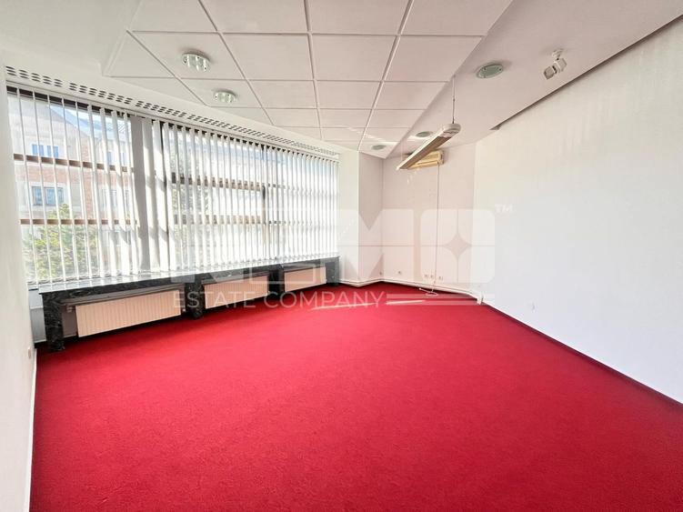 Birou, de 230 mp, în Ultracentral