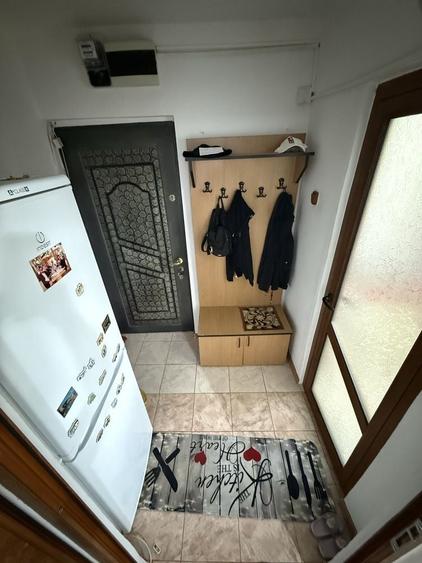 Apartament cu 2 camere semidecomandat în Obor