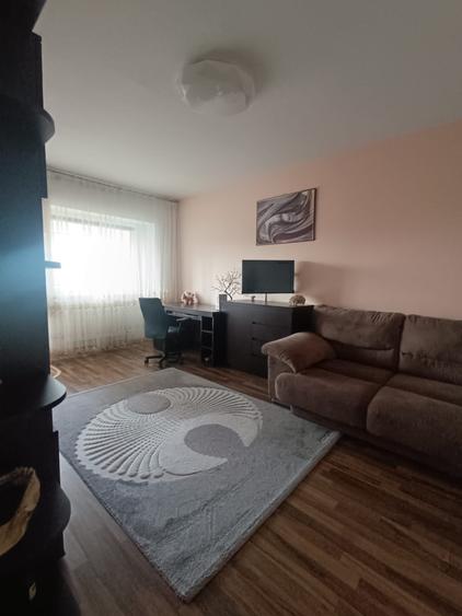 Apartament cu 2 camere decomandat în Capitol