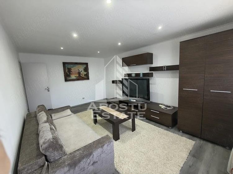 Apartament cu 2 camere decomandat, mobilat în Girocului