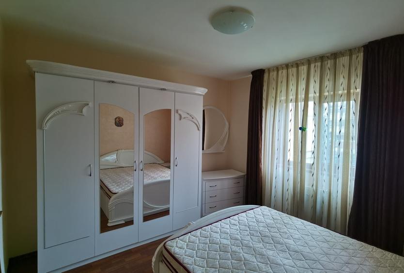 Apartament cu 2 camere decomandat în Exterior Vest