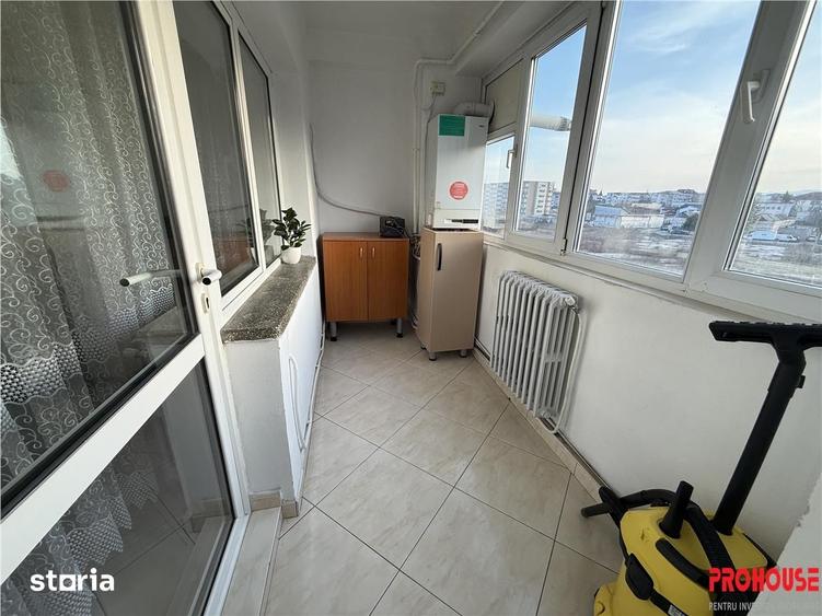 Apartament cu 3 camere, mobilat în Unirii