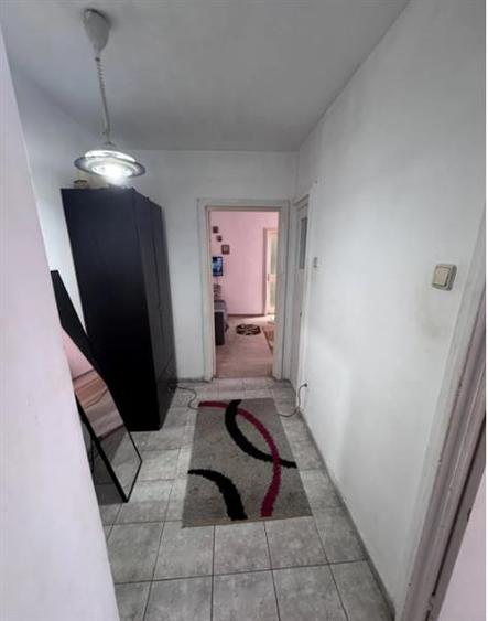 Apartament cu 2 camere nedecomandat în Aeroport