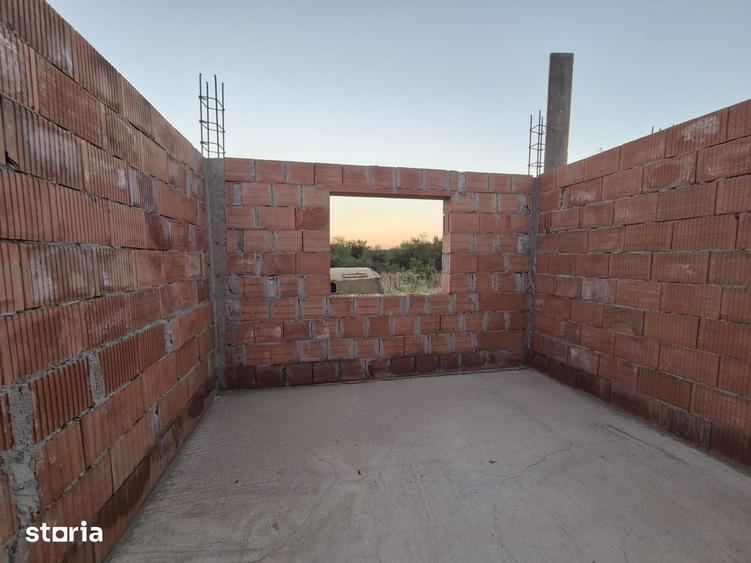 Casă cu 4 camere cu Teren 500 Mp în Snagov