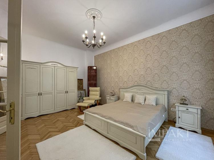 Apartament cu 3 camere semidecomandat, mobilat în Central