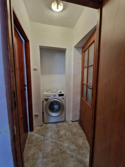 Apartament cu 2 camere semidecomandat în Micro 9