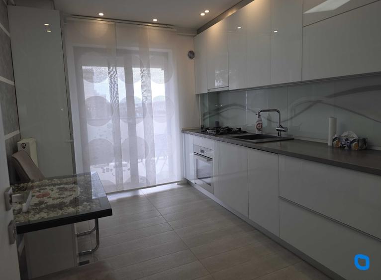 Apartament cu 2 camere decomandat în Ultracentral