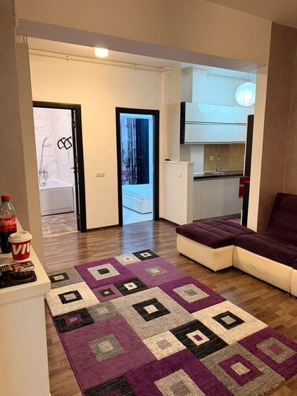 Apartament cu 3 camere în 9 Mai
