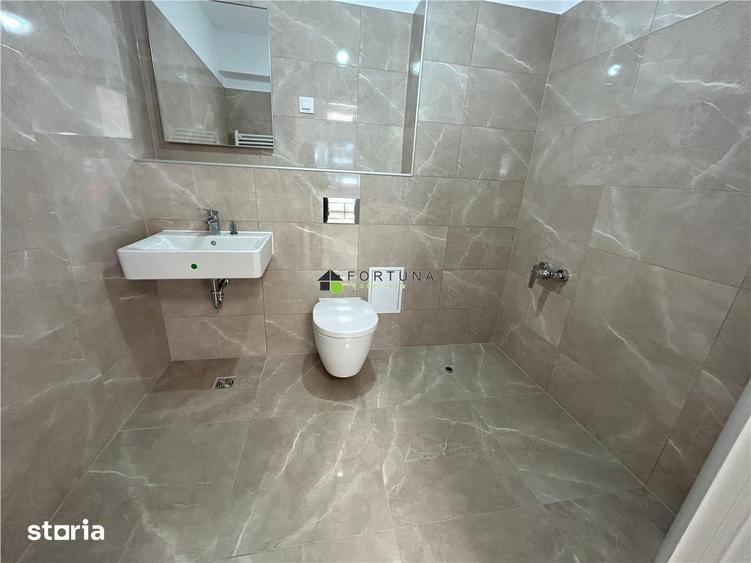 Spațiu comercial, de 76 mp, în Tractorul