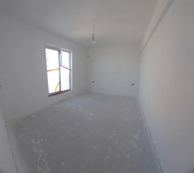 Casă cu 3 camere cu Teren 320 Mp în Vârteju