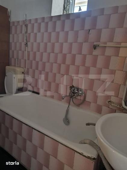 Casă cu 3 camere cu Teren 100 Mp în Central