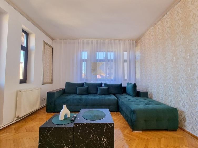 Apartament cu 3 camere decomandat, mobilat în Centrul Istoric