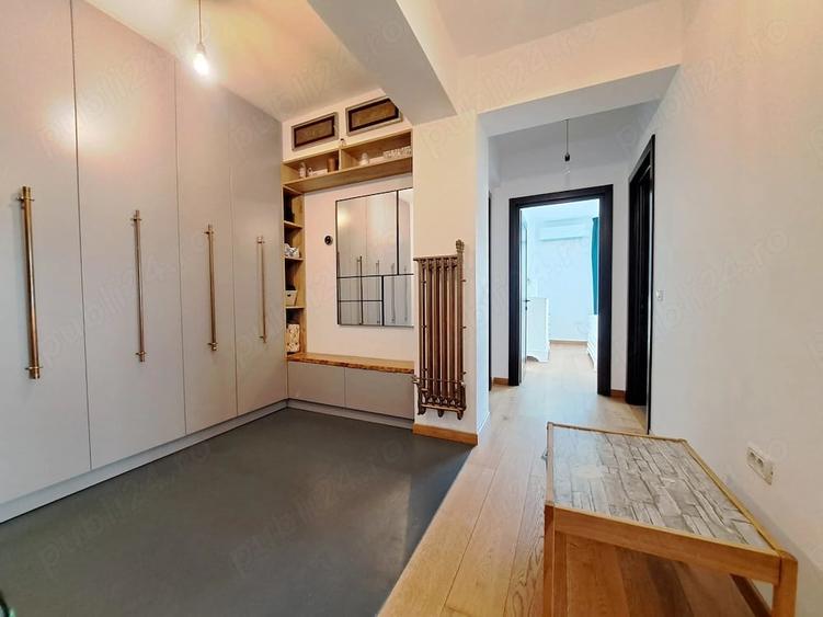 Apartament cu 3 camere decomandat în Galata
