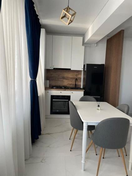 Apartament cu 2 camere decomandat, mobilat în Nord