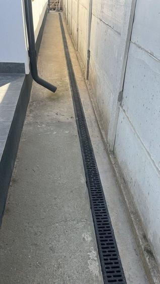 Casă cu 3 camere în Central