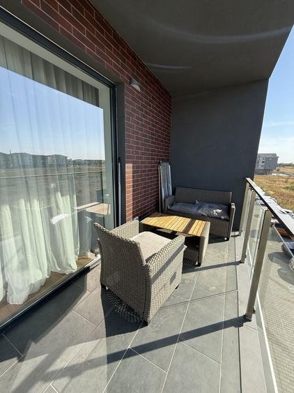Apartament cu 2 camere semidecomandat în Giroc
