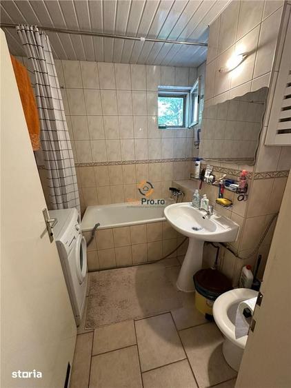 Apartament cu 2 camere decomandat în Complex Studențesc