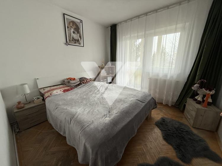 Apartament cu 3 camere decomandat, mobilat în Valea Aurie
