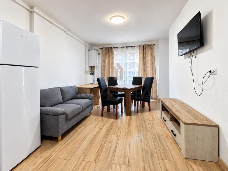Apartament cu 2 camere semidecomandat, mobilat în Sopor