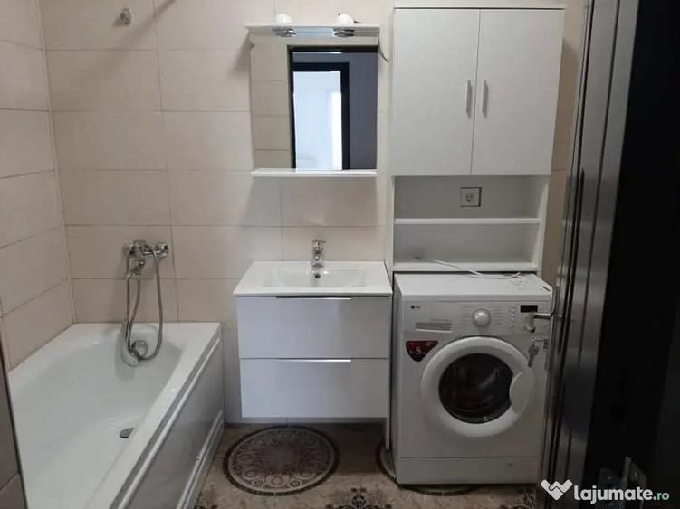 Spațiu comercial, de 45 mp, în Central