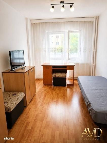 Apartament 3 camere decomandat de inchiriat | Tractorul zona Cerna - 4