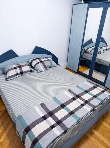 Apartament cu 3 camere în Tomis I