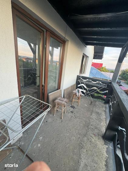 Casă cu 8 camere cu Teren 300 Mp în Ciurea