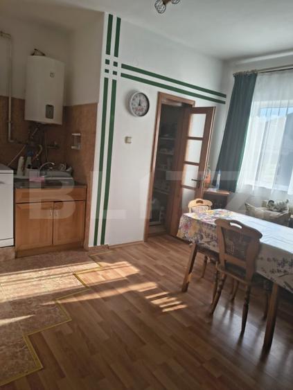 Casă cu 5 camere cu Teren 1325 Mp în Central