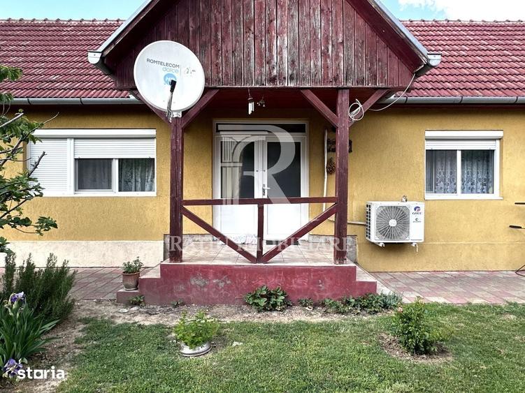 Casă cu 2 camere în Central