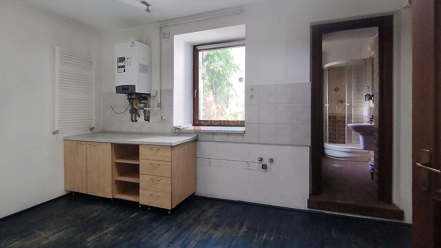 Apartament cu 2 camere semidecomandat în Centrul Istoric