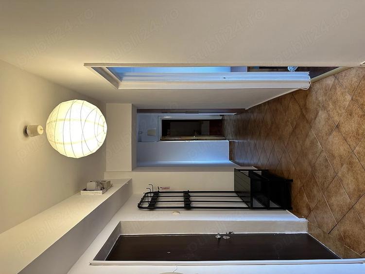 Apartament cu 3 camere decomandat în Titulescu