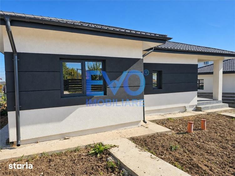 Casă cu 3 camere decomandat cu Teren 500 Mp în Miroslava