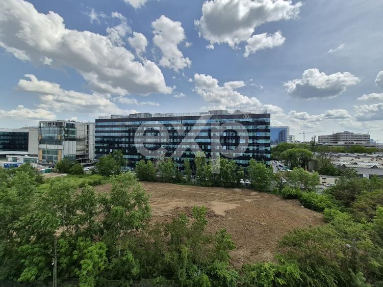 Apartament cu 2 camere decomandat în Pipera