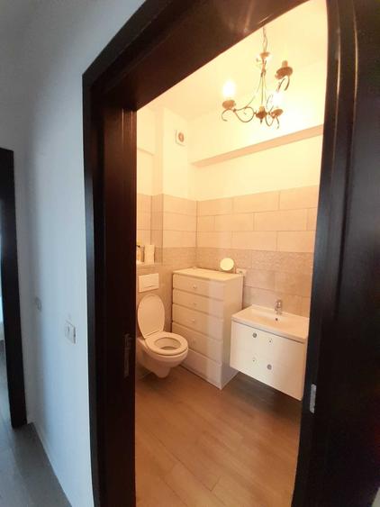 Apartament cu 2 camere decomandat în Mircea cel Bătrân