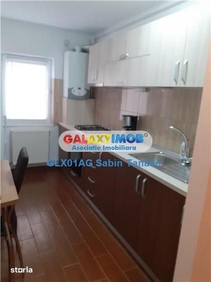 Apartament cu 3 camere decomandat în Calea București