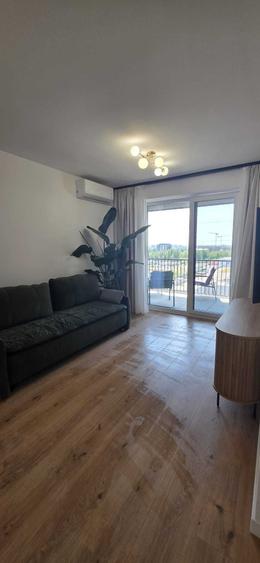 Apartament cu 2 camere semidecomandat în Exterior Vest