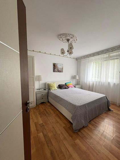 Apartament cu 2 camere în Teiul Doamnei