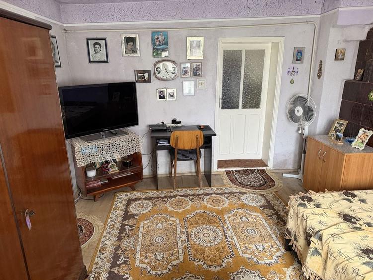 Casa de vanzare + teren 1000 mp, intravilan, Podu Iloaiei - 8