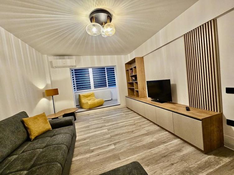 Apartament cu 2 camere decomandat în Decebal