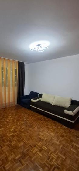 Garsonieră decomandată în Gării