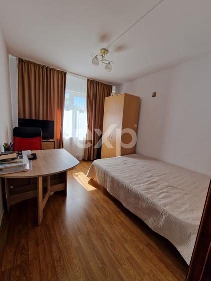 Apartament 3 camere de vânzare – Micro 6, Str. Moldovei - 6