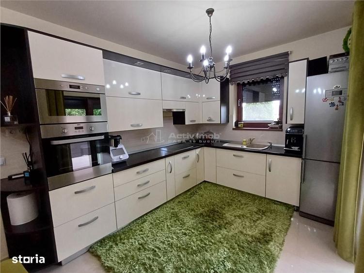 Casă cu 4 camere cu Teren 407 Mp în Șura Mare