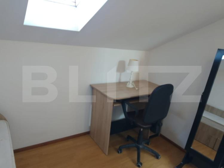 Apartament cu 3 camere semidecomandat, mobilat în Gilău