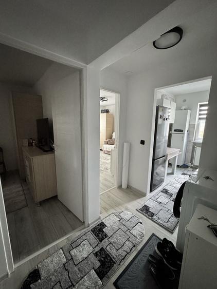 Vand apartament 2 camere - 10